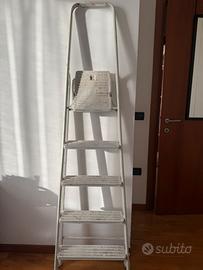 Scala in metallo