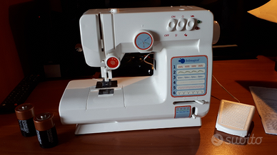 Macchina da cucire per bambina
