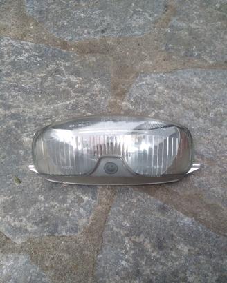 Fanale anteriore piaggio zip