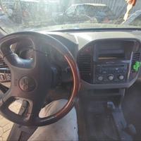 VOLANTE PER MITSUBISHI PAJERO V60 GLX 2003