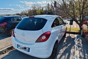 Opel Corsa 1.2 GPL 3 porte