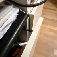 Mobiletto bianco a due ante