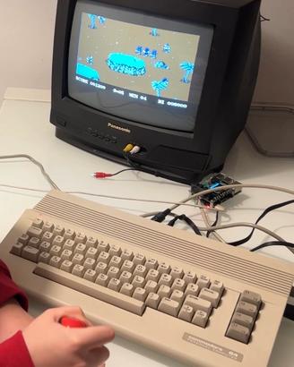 Commodore 64 BOX + PI1541 + monitor + joy