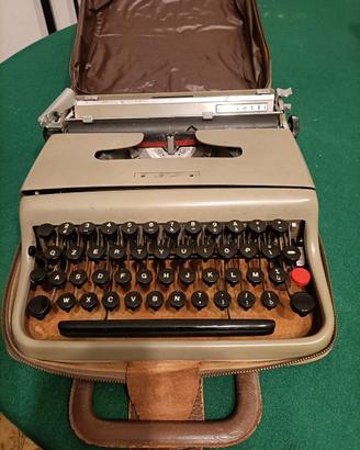 Olivetti lettera 22