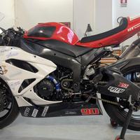Kawasaki ZX6R pronto pista