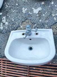 lavabo bagno  piccolo