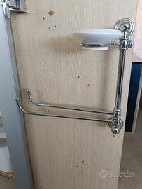 Asta porta asciugamani e porta sapone 