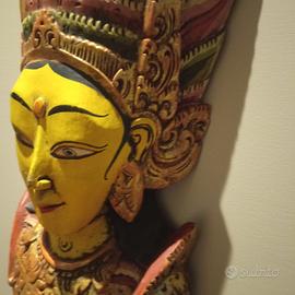 statua di legno, artigianato di Bali