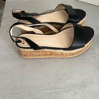 Sandali con zeppa nuovi