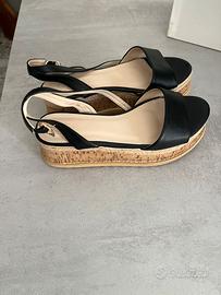 Sandali con zeppa nuovi