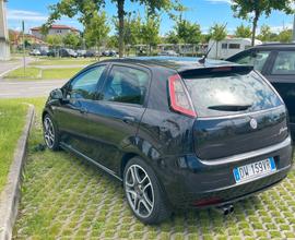 Grande punto sport nera