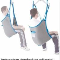 Imbracatura per sollevamento malati