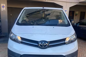 Toyota proace