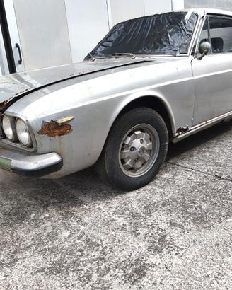 Lancia 2000 coupè per ricambi