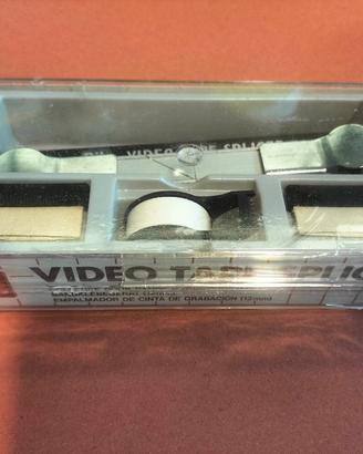 Video tape splicer