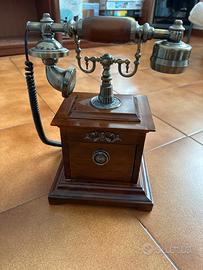 Telefono da tavolo.
