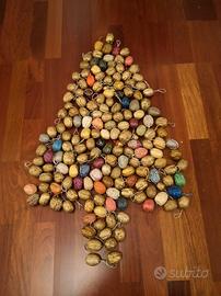 noci colorate per albero di Natale