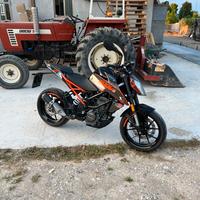 Ktm duke 125