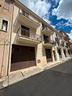 palazzina-indipendente-con-box-e-terrazzi-panorami