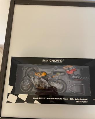 Minichamps Honda moto gp Valentino Rossi