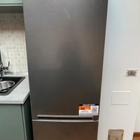 FRIGORIFERO combinato Beko RCSA300K40GN