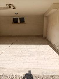 Posto auto coperto Taranto 2