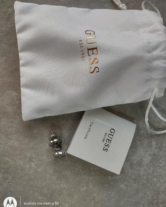 orecchini acciaio Guess 