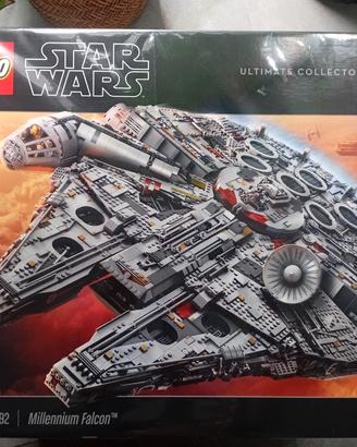 Lego Millenium Falcon set 75192 Misb Nuovo UCS