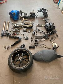 Ricambi Speed Triple 1050