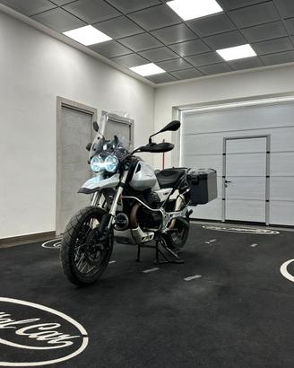 MOTO GUZZI V85TT