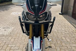 Vendi honda africa twin 1000 manuale