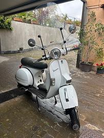 Piaggio Vespa 150 PX