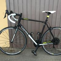 Bici da corsa canyon Al 6.0