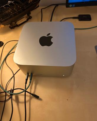 Mac Studio M2 MAX 32gb RAM 1TB