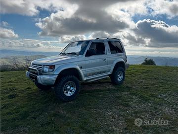 Mitsubishi Pajero 2.5 GLS