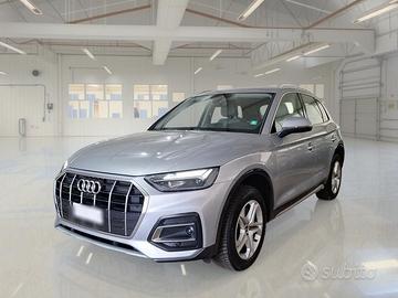 AUDI Q5 40 TDI MHEV BUSIN. ADVANCED QUATTRO S TRON