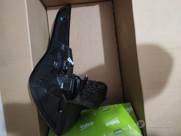 fanale posteriore DX ford kuga