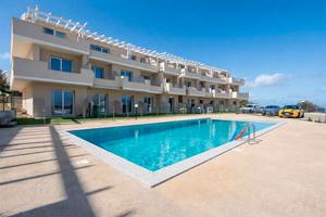 Residence con piscina a Lu Bagnu-Castelsardo