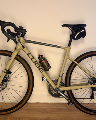 Cube Nuroad Pro - M - Desert Beige