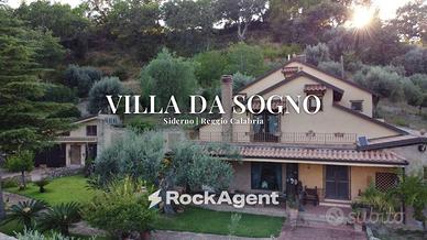 Villa di 300 m² con 3 locali e box auto doppio a S