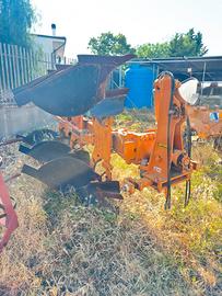 Moro ARATRO TRIVOMERE TRV 18A V