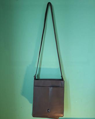 Borsa in cuoio a tracolla per uomo