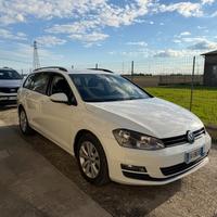 Volkswagen Golf Variant 1.6 TDI 105 CV DSG Highlin