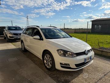 Volkswagen Golf Variant 1.6 TDI 105 CV DSG Highlin