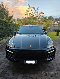 Cayenne Coupè Hybrid 