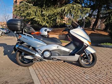 TMAX 500