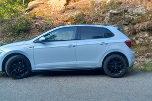 Polo 1.6 tdi r-line- neopatentati