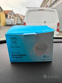 scatola di 16 mascherine ffp2
