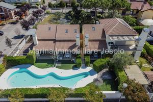 Appartamento Trilocale con Giardino Privato a Jeso