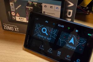 Navigatore Garmin Zumo xt 